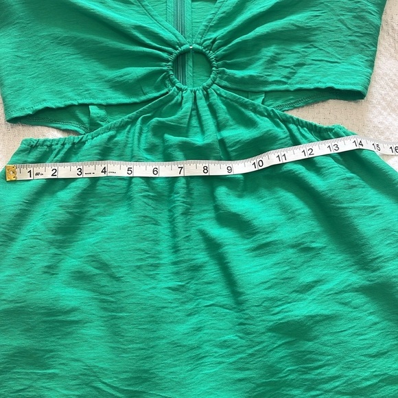 5 for $25 Molly Bracken Lili Sidonio Mod Dress with Cut Out Green size‎ XS NWT - Picture 9 of 14